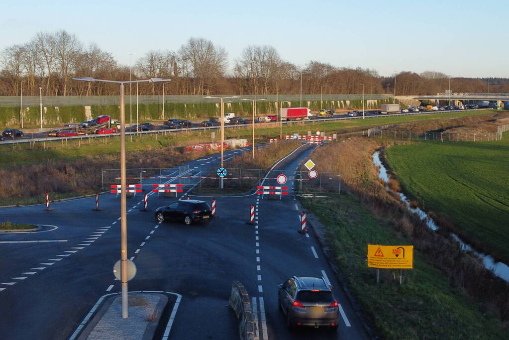 Gemeente plaatst extra bouwhekken