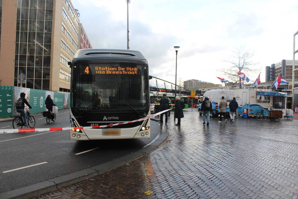Bakfiets betrokken bij botsing met lijnbus