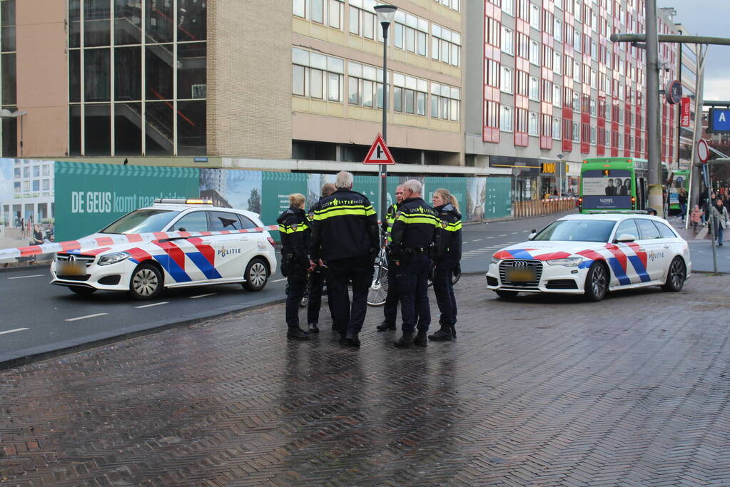 Bakfiets betrokken bij botsing met lijnbus