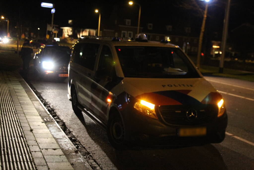 Betrokkene verlaat aanrijding met auto's
