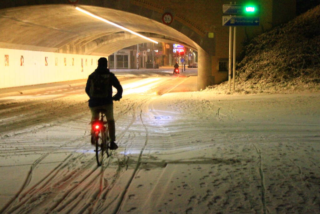 Limburg word wakker in witte wereld