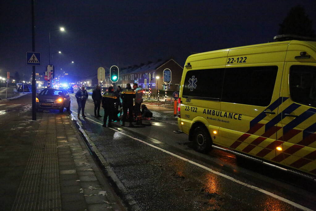 Kind gewond bij aanrijding met auto