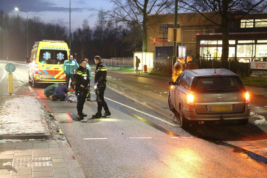 Kind gewond bij aanrijding met auto