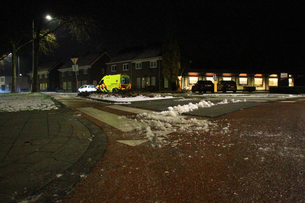 Fietser gewond na val op glad fietspad