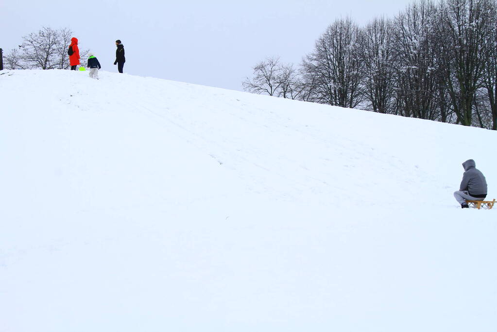 Winters weer zorgt voor sneeuwpret in Weert