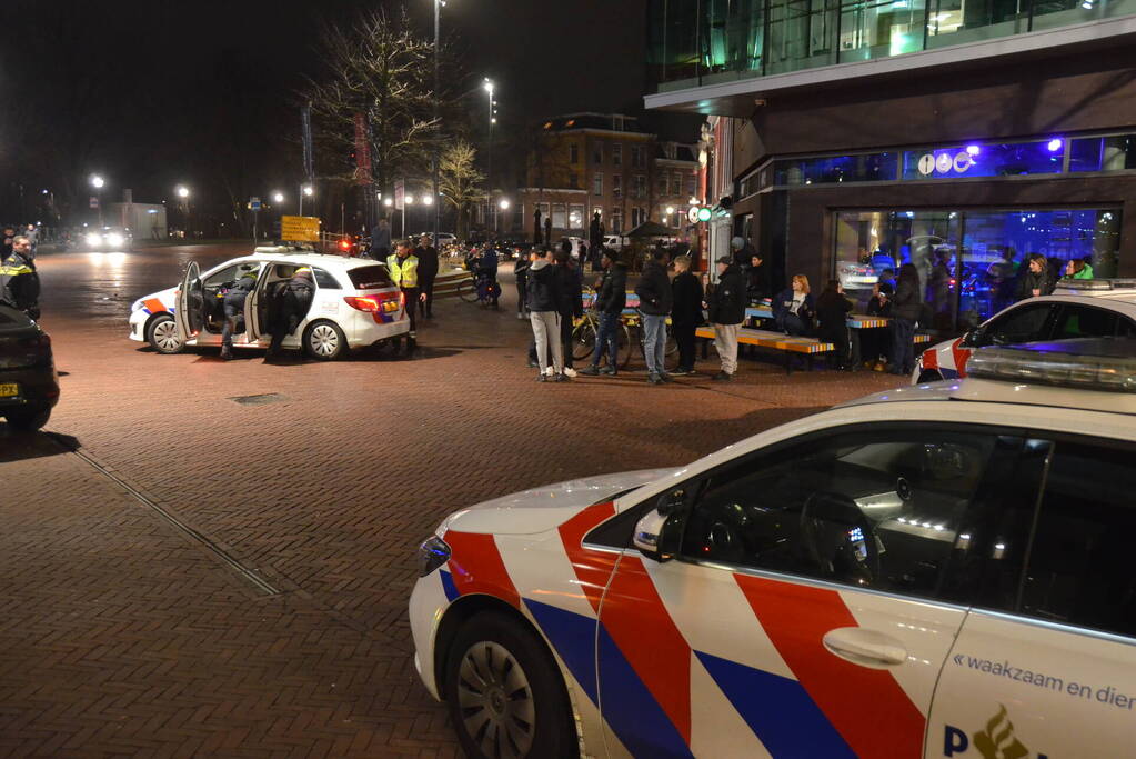 Flinke politie-inzet bij ongeregeldheden