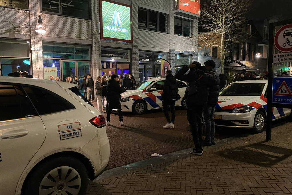 Flinke politie-inzet bij ongeregeldheden