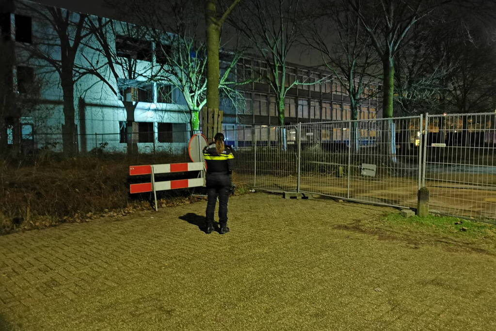 Zoektocht naar inbrekers in slooppand