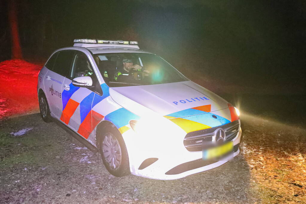 Rave-party in het bos gestopt door politie