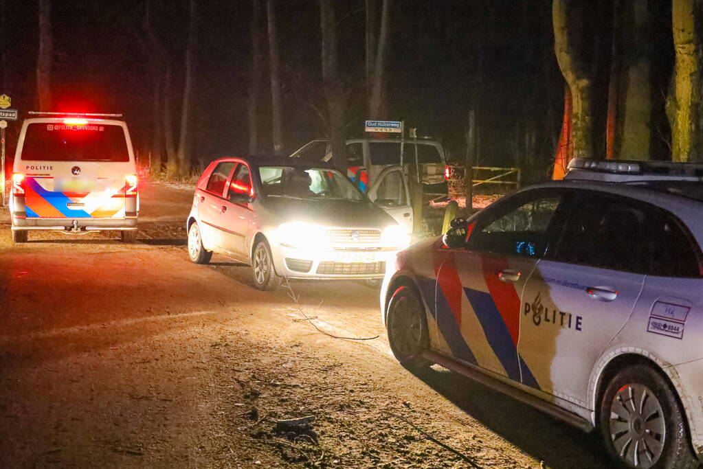 Rave-party in het bos gestopt door politie