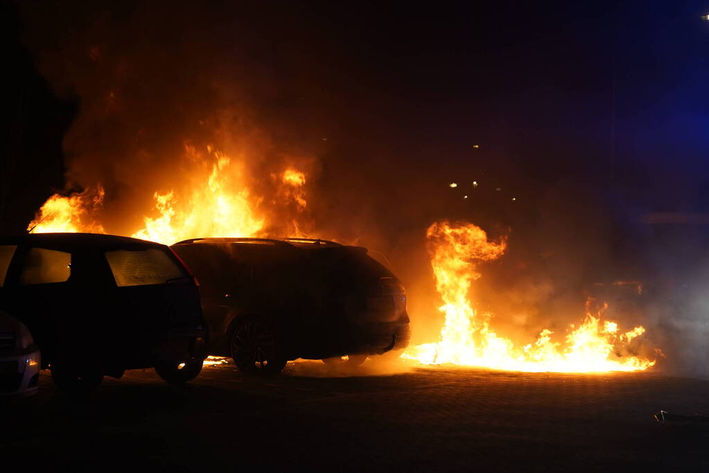 Weer autobrand in dezelfde wijk
