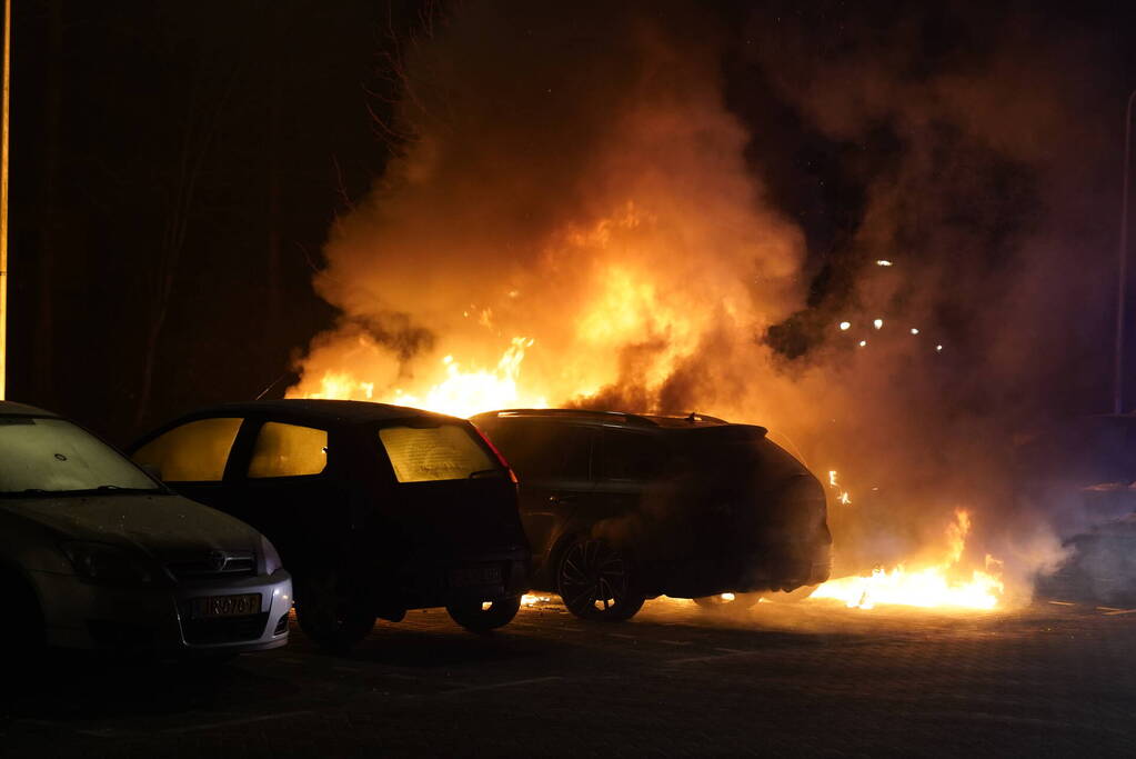 Weer autobrand in dezelfde wijk