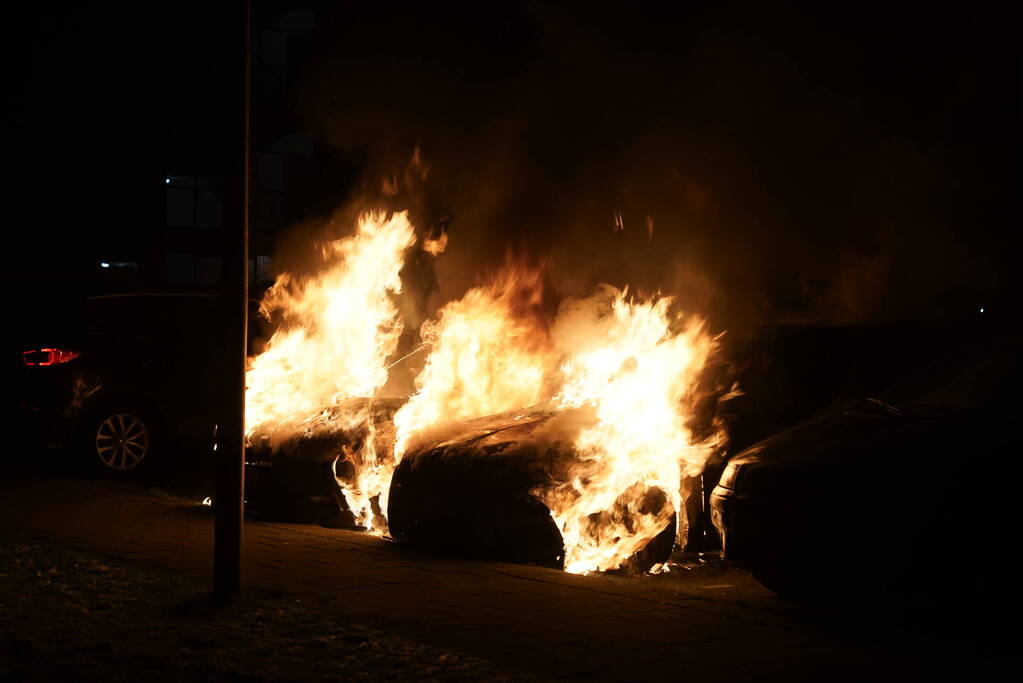 Weer autobrand in dezelfde wijk