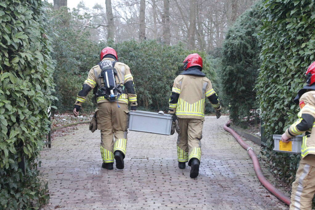 Middelbrand in vrijstaande villa