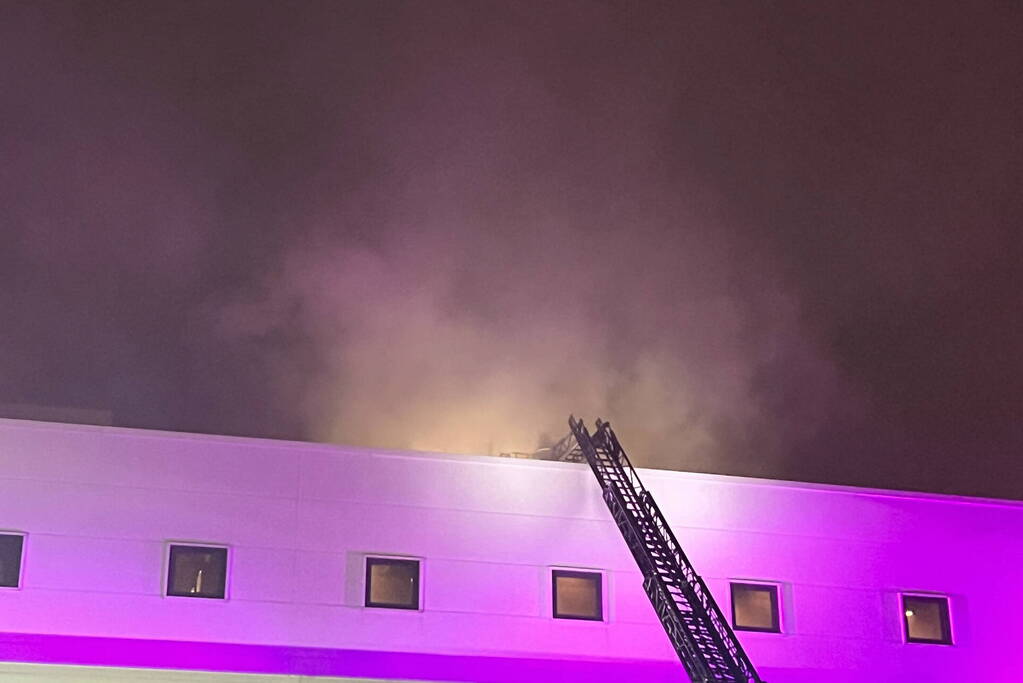 Veel rookontwikkeling bij brand in bowlingcentrum