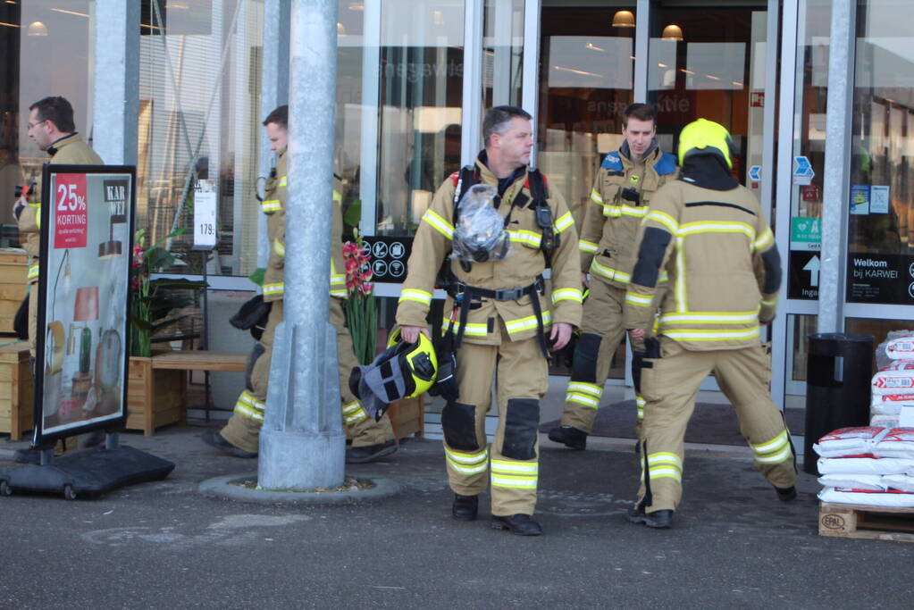 Karwei bouwmarkt ontruimd vanwege gaslucht