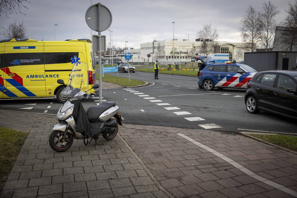 Scooterrijder gewond bij ongevaL