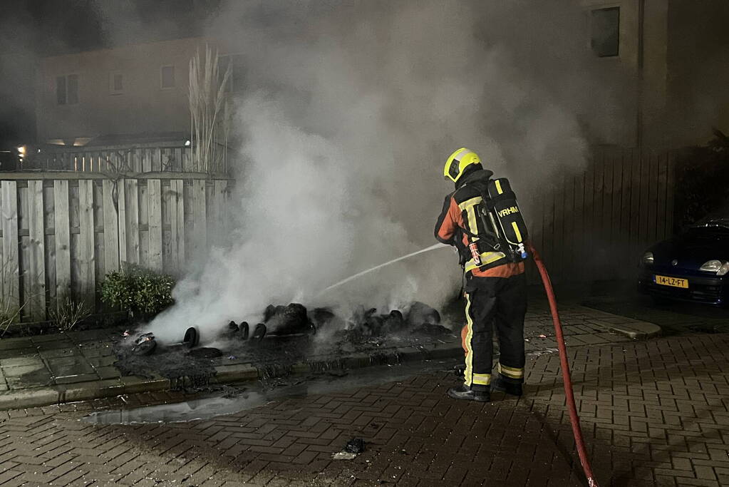 Kliko verwoest door brand