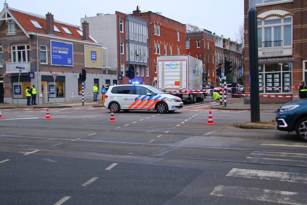 Persoon ernstig gewond bij ongeval met vrachtwagen