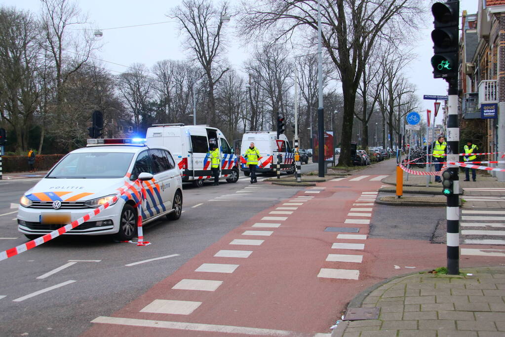 Persoon ernstig gewond bij ongeval met vrachtwagen