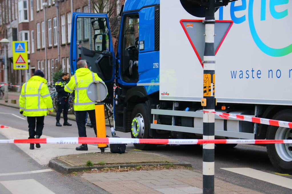Persoon ernstig gewond bij ongeval met vrachtwagen