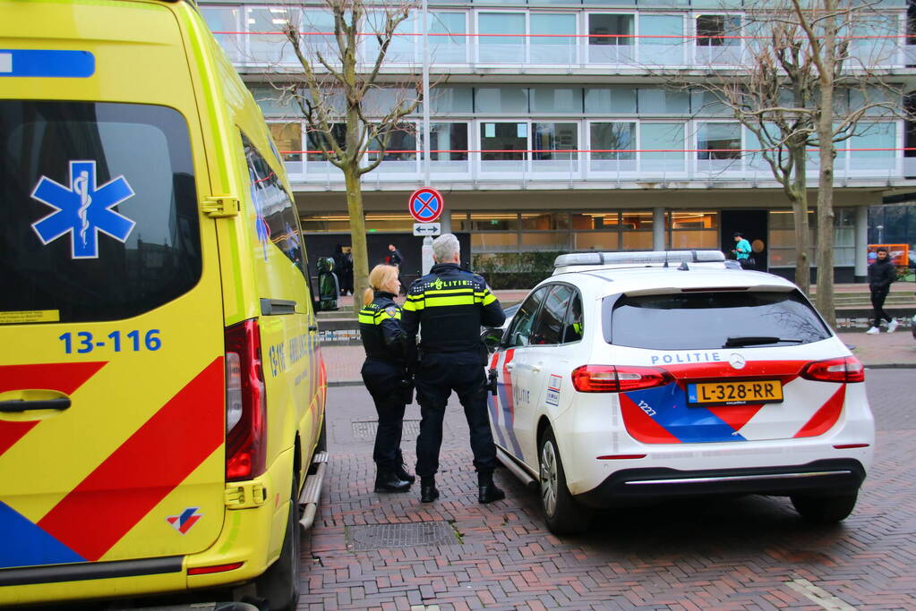 Steekpartij in Montessori Lyceum Oostpoort