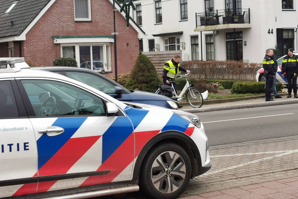 Fietser raakt gewond door ongeluk met vrachtwagen