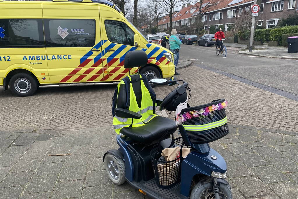 Invalide bestuurster gewond bij aanrijding