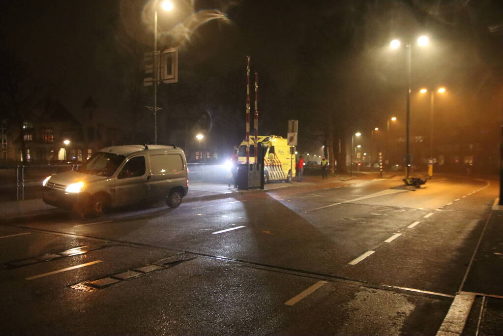 Scooterrijder gewond bij aanrijding