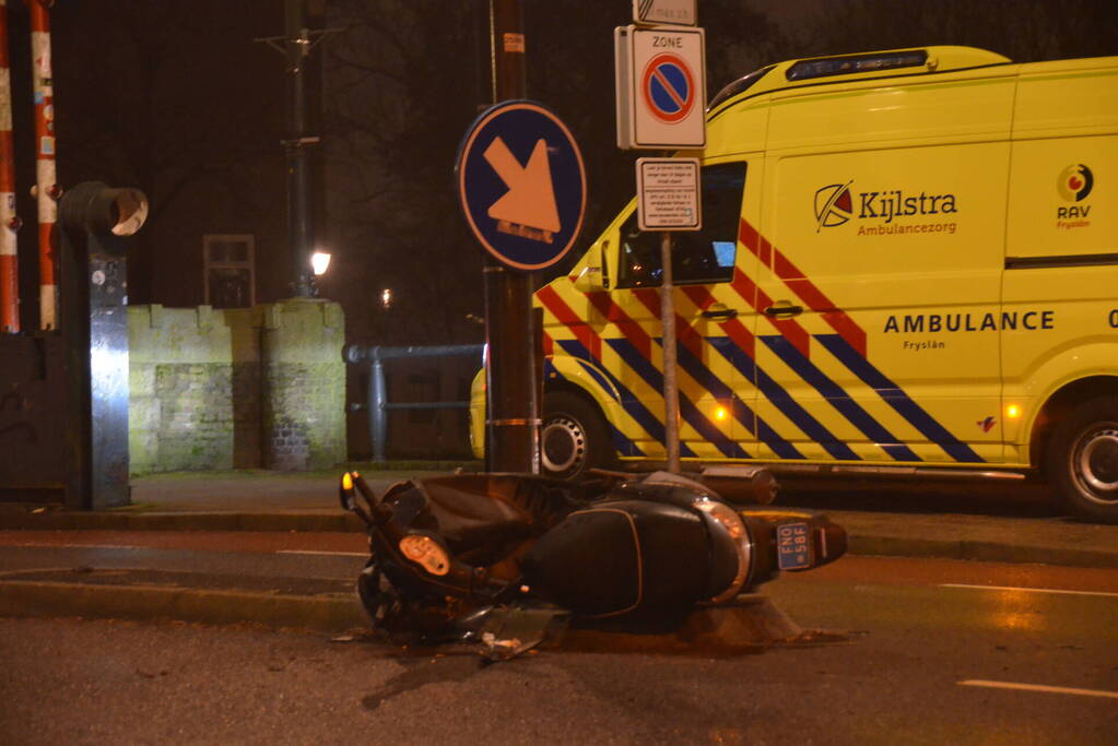 Scooterrijder gewond bij aanrijding