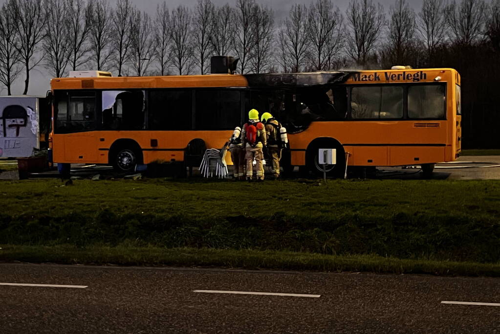 Foodtruck compleet uitgebrand