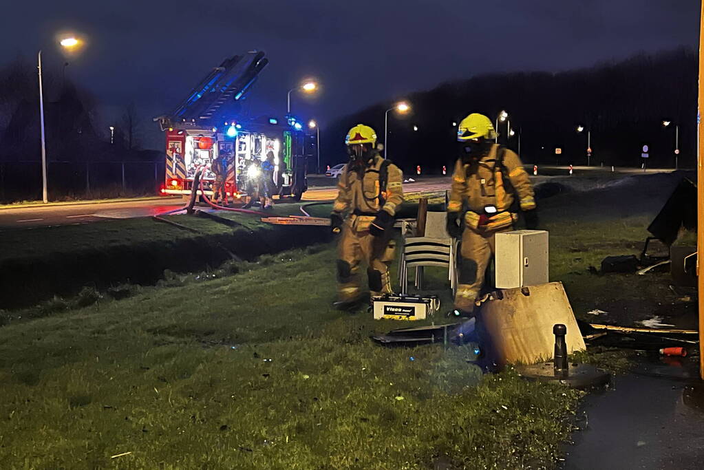 Foodtruck compleet uitgebrand