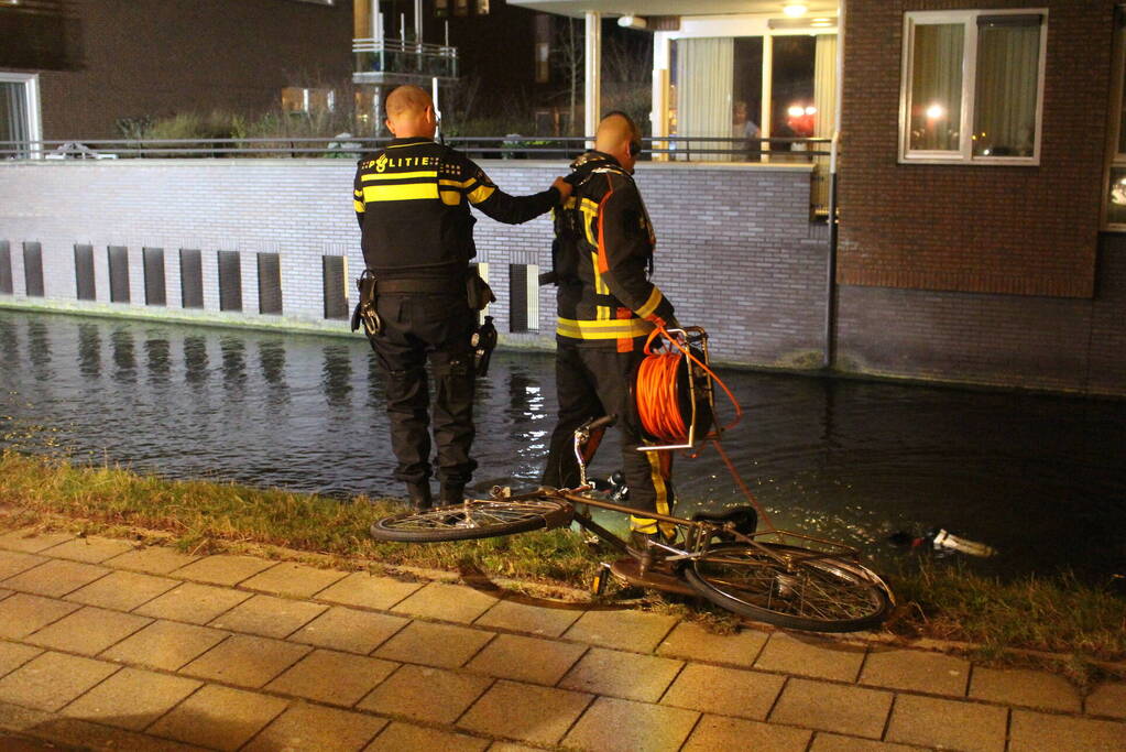 Duikers ingezet na aantreffen fiets
