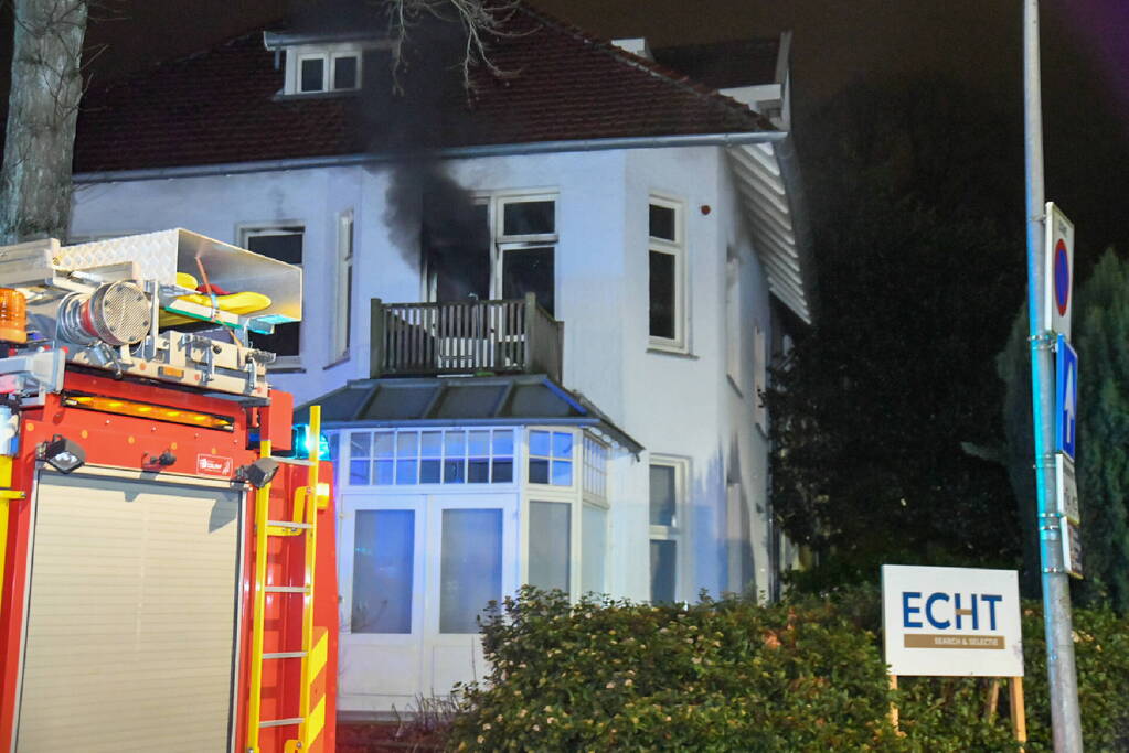 Bewoner gewond bij brand in appartement