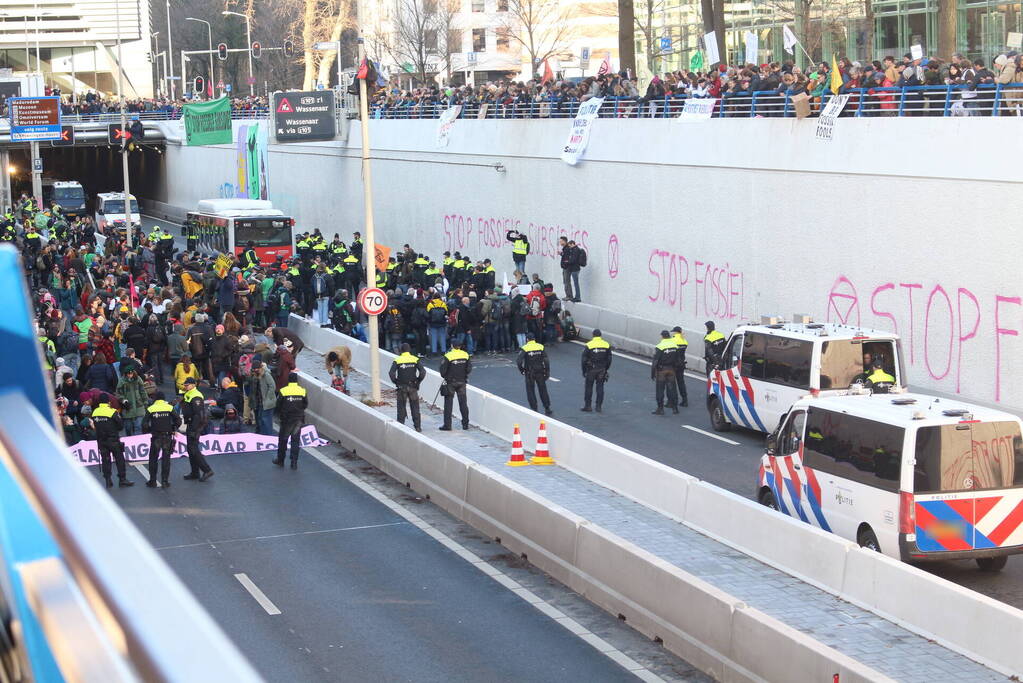 Vele aanhoudingen bij klimaat demonstratie