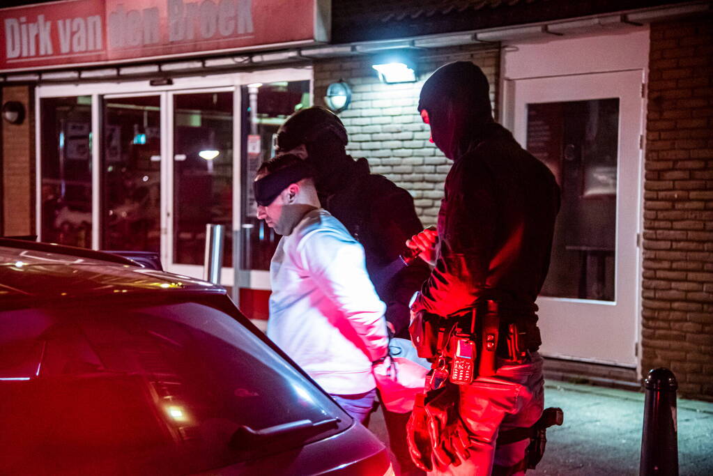 Man aangehouden door Team Parate Eenheid na geweldsincident Vlaardingen