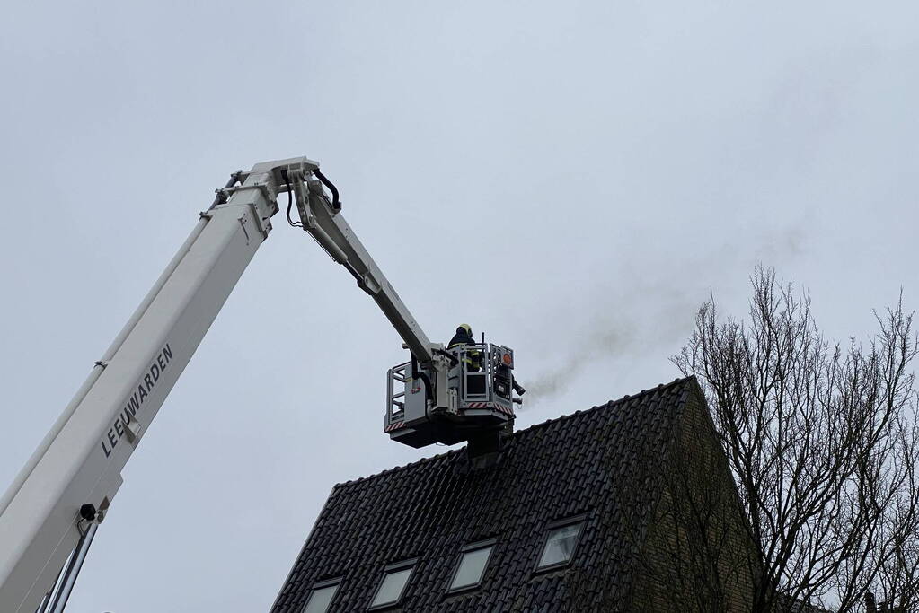 Schoorsteenbrand snel onder controle