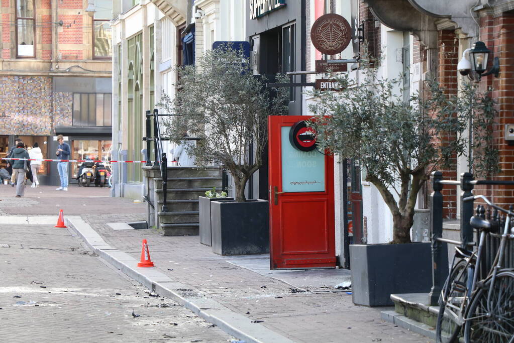 Explosie voor de deur van de Supperclub