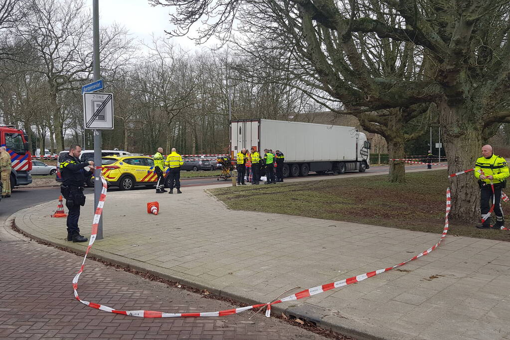 Fietser overleden bij ongeval met vrachtwagen