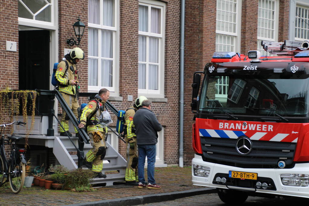 Onderzoek naar gaslucht in woning