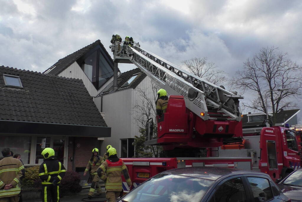 Brandweer ingezet bij brand in schoorsteen