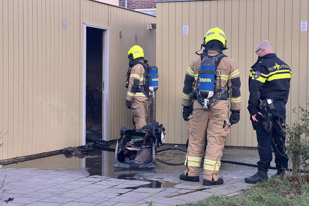 Schuurbrand snel onder controle