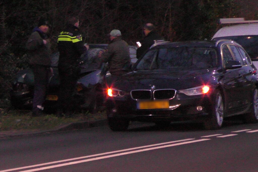 Drie voertuigen beschadigd bij ongeval