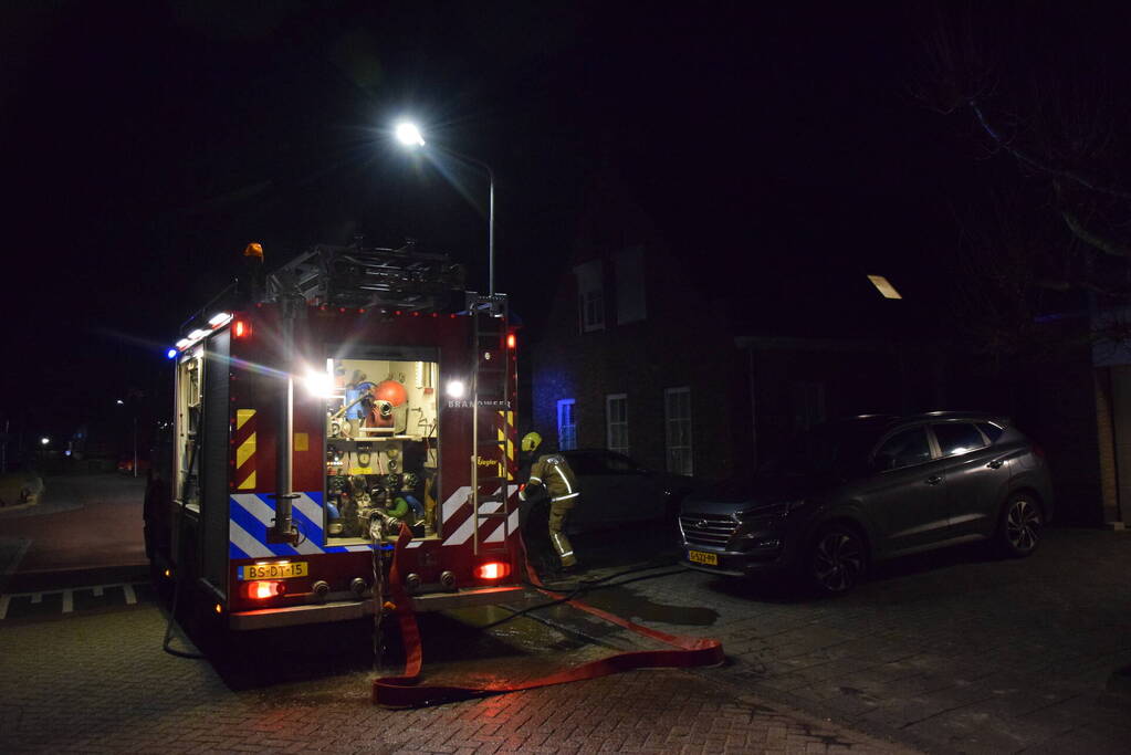 Hevige brand in tuin