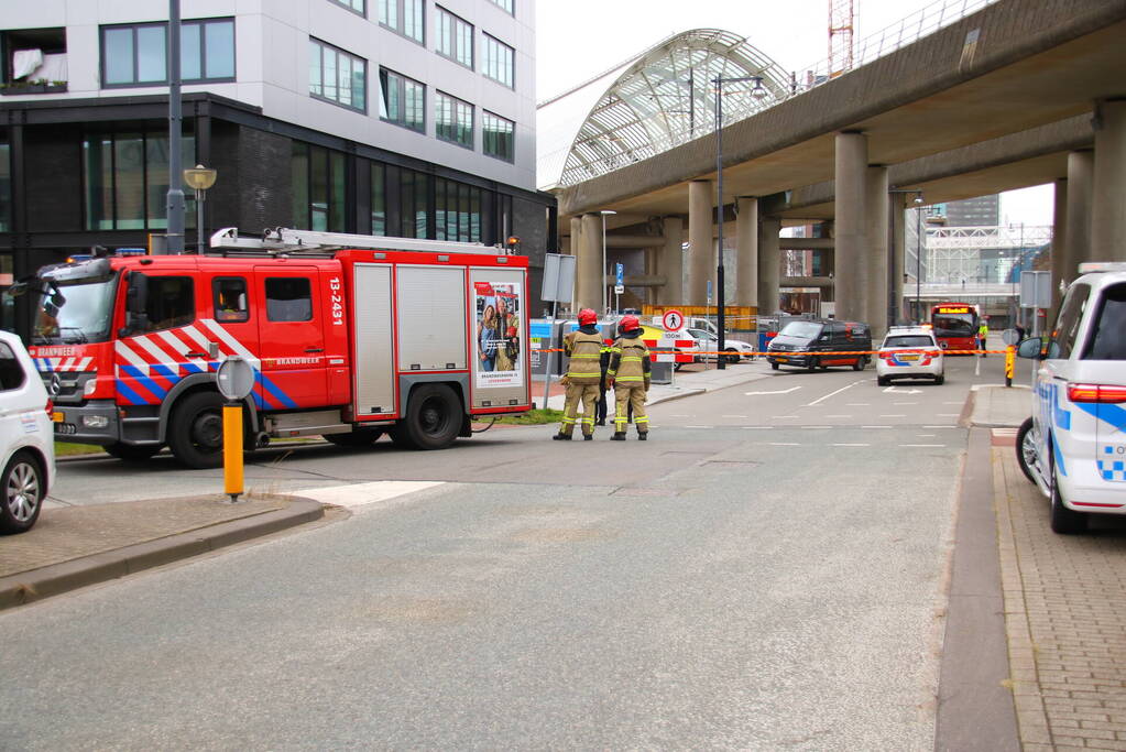 Losgewaaide dakplaten zorgt voor gevaarlijke situatie