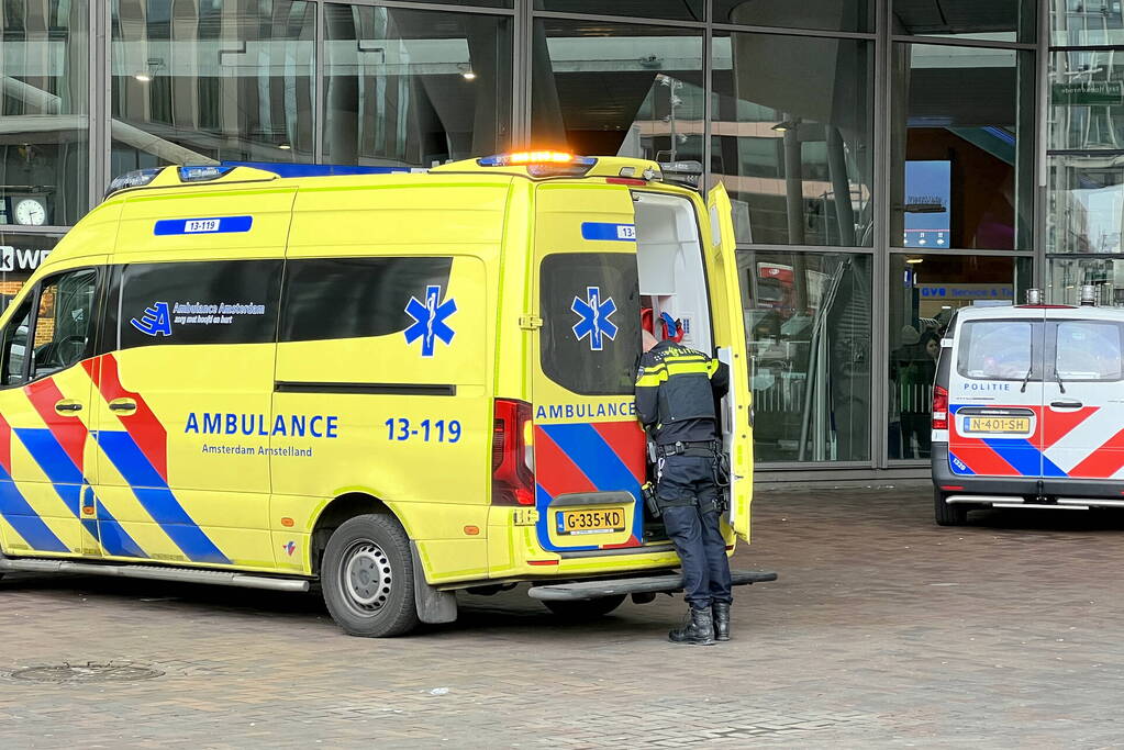 Steekpartij op NS-station Bijlmer ArenA