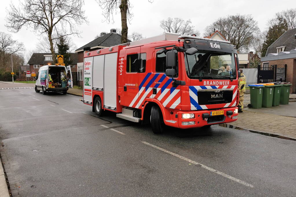 Gaslekkage onder het trottoir