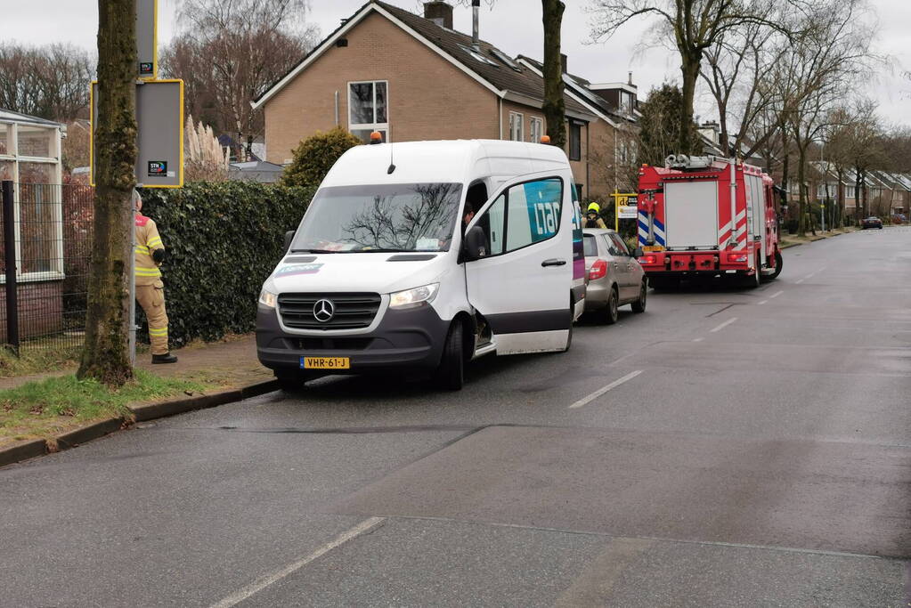 Gaslekkage onder het trottoir