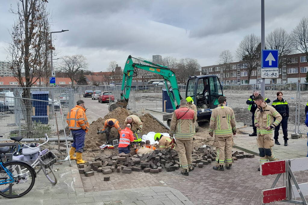 Bouwvakker komt tijdens werkzaamheden vast te zitten
