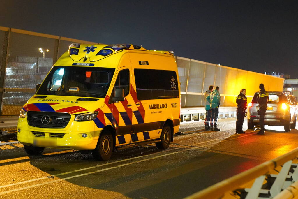 Gewonde bij ongeval tussen twee auto's